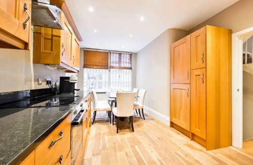 Belgravia House | stunning 5 bedrooms house in Chelsea