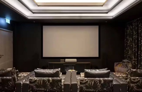 Vauxhall Apartment | Stunning 5B Penthouse Views London - 1of2 -