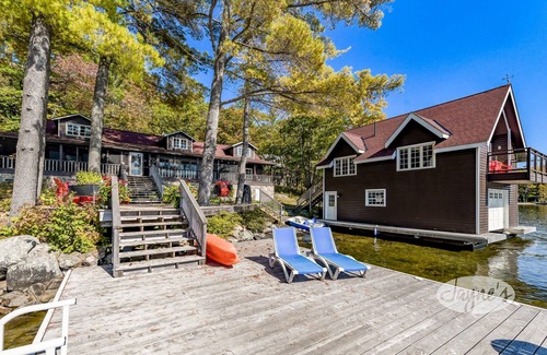 Windermere Cottage | Stunning 5bdrm 3bath cottage with Bunkie and Boathouse! South exposure!