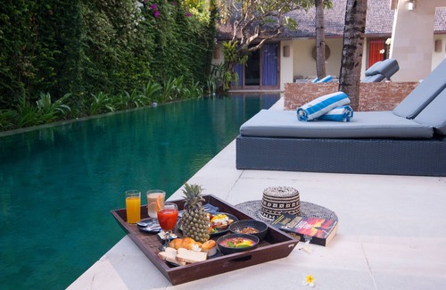 Seminyak Villa | Stunning 6 BR Casa Mateo Villa in Seminyak, Bali - Indonesia