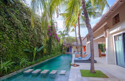 Seminyak Villa | Stunning 6 BR Casa Mateo Villa in Seminyak, Bali - Indonesia