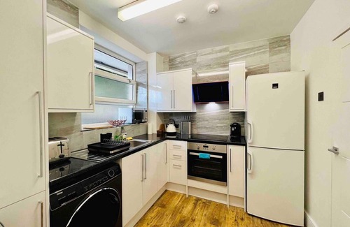Bromley South Apartment | Stunning and Luxurious 1-bed Apartment in London