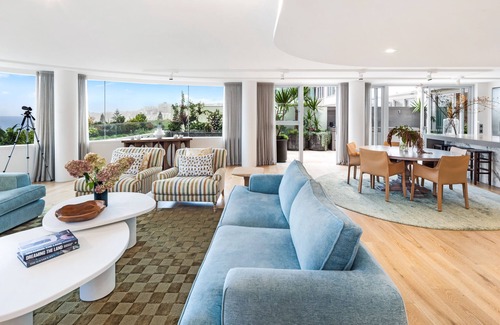 Bondi Beach Apartment | Stunning apartment - 211 with views of Bondi Beach