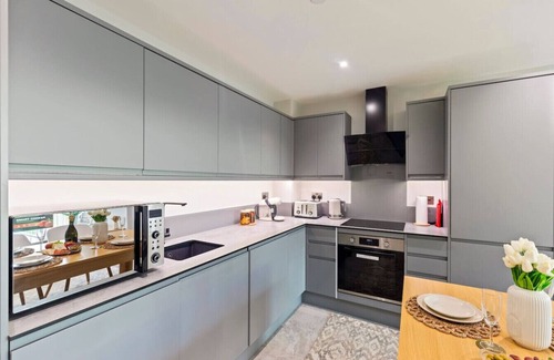 Leicester Apartment | Stunning Apartment City Centre Free Parking Self-Check-In Fast WiFi