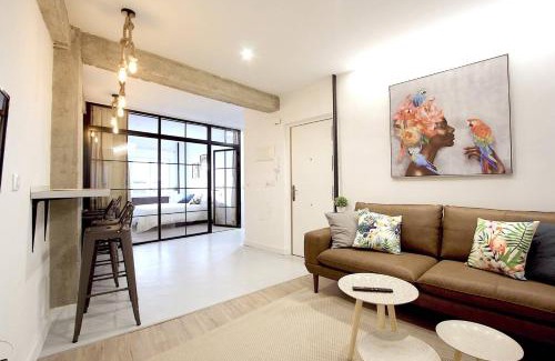 Centro Apartment | Stunning Apartment for 8 people in Salamanca City by Batuecas