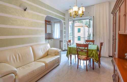 Genoa Apartment | Stunning Apartment in Genova With 2 Bedrooms and Wifi
