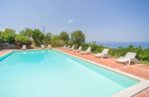 Collesano Apartment | Stunning apartment in Collesano (PA)