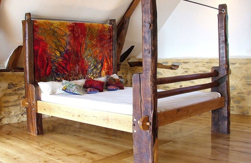 Villac Bed & Breakfast | Stunning barn bnb for activity holiday stops or wellbeing breaks | Dordogne