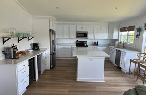 Sandbridge House | Stunning Bayfront Home, Pool, 5 Bed/3 Ba, Pets ok & Golf Cart