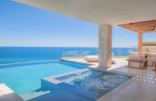 San Jose del Cabo Villa | Stunning Beachfront Villa w/Gourmet Chefs, Butlers, Chauffeur, Yacht, Gym and m