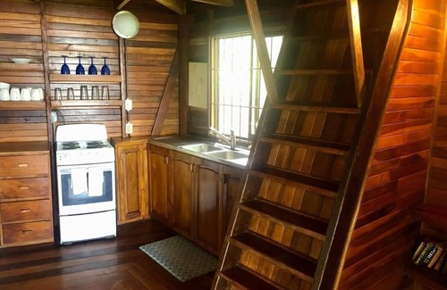 Paquera Cabin | Stunning Beach Cabin for 6 Guests