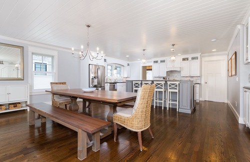 Narragansett Pier House | Stunning Beach Cottage in the Pier - Near Perfection