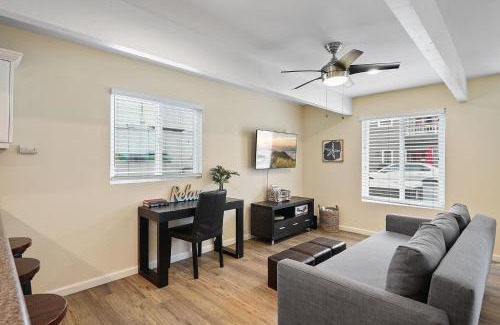South Mission Beach House | Stunning Beach Delight with Hot Tub, Fire Pit, Parking & Walk to Beach!