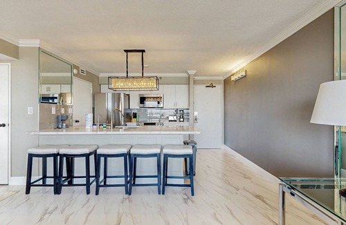 Galveston Condo | Stunning beachfront condo in The San Luis Resort with spa & pool - steps to sand