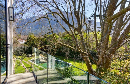 Bishopscourt House | Stunning Bishopscourt home with mountain views