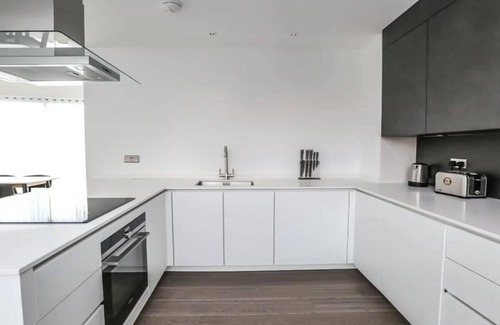 Shoreditch Apartment | Stunning Brand New 2-Bedroom Apartment in the Heart of Shoreditch