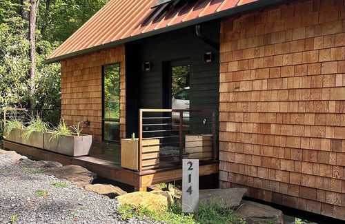 Brevard Cabin | Stunning brand new modern 2-bedroom cabin in beautiful Brevard with AC, WiFi