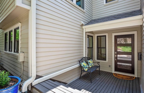 Clarksville House | Stunning Central Urban Oasis in Clarksville-2/2.5 bath-Convenient to Everything!