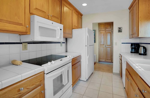 La Selva Beach House | Stunning Coastal Cottage w/Views of Monterey Bay!