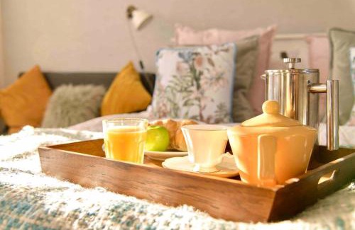Whitley Bay House | Stunning Coastal Retreat Whitley Bay Sleeps 9