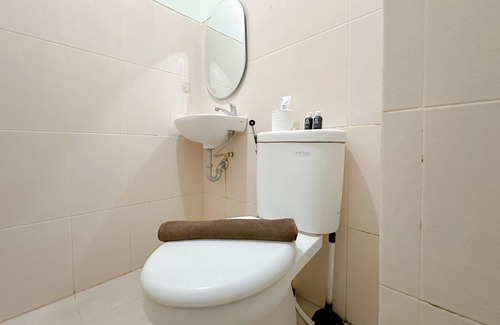 Surabaya Apartment | Stunning Comfy Studio Apartment Near Merr At Bale Hinggil
