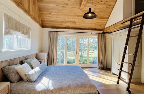 Edgartown Other | Stunning compound steps to Katama Bay, heated pool, dock & amenities