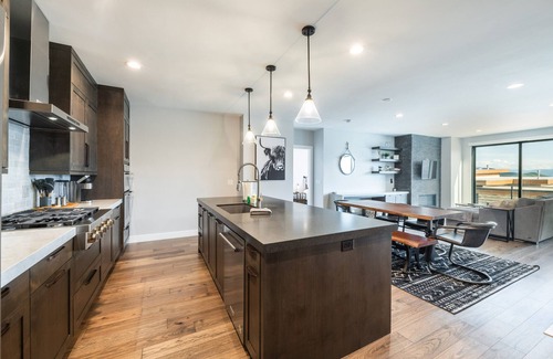 Hideout House | Stunning Contemporary, Lake and Slope Views, Close to Historic Main Street and World Class Resorts!