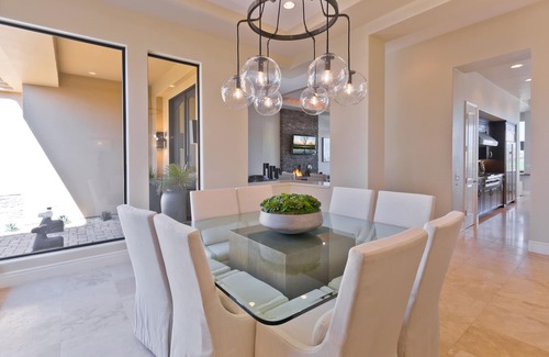 La Quinta House | Stunning Contemporary Estate on PGA West w/spectacular lake views Pool & Spa