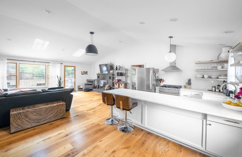 Saugerties House | Stunning Custom Designer Home in the Catskills!