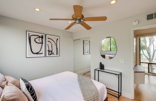Del Mar Heights House | Stunning Del Mar Home w/Deck: 1 Mi to Beach!