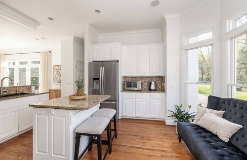 Kingston Springs House | Stunning Designer Home adjacent to the Harpeth River just outside of Nashville