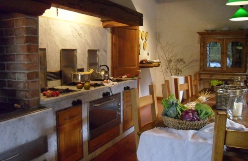 Gambassi Terme Villa | Stunning Detached Villa with Private Pool and AC