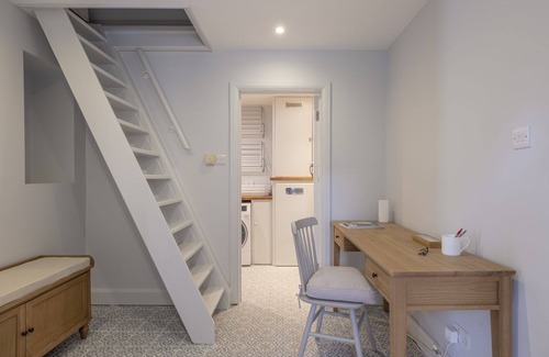 Longborough Cottage | Stunning dog friendly holiday cottage - Yew Tree Cottage, Lower Swell