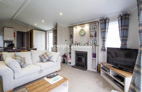 Hunstanton Cabin | Stunning Dog Friendly Caravan At Manor Park, Hunstanton In Norfolk Ref 23188K