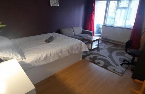 Stepney Green House | Stunning Double Room