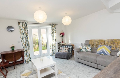 Haverhill House | Stunning Entire 2BD Home Suffolk/Cambridgeshire