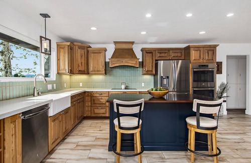 Fallbrook House | Stunning Fallbrook Retreat with Private Pool/Spa/Games Room/Fire Pit and More!
