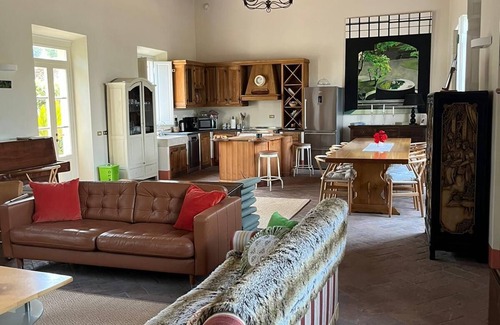 Vorno Villa | Stunning family villa, nestled within the village of Vorno, south of Lucca