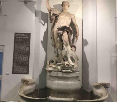 Genoa Historical Centre Apartment | Stunning flat in medieval tower-aquarium, old town town, 7 floor beautiful view