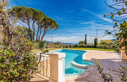 Les Adrets-de-l'Esterel House | Stunning home in Les Adrets-de-l'Estére