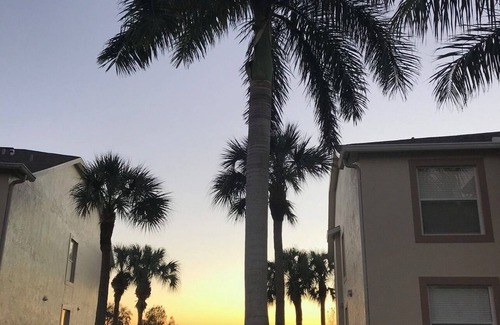 Stoneybrook Condo | STUNNING FRESHLY RENOVATED STONEYBROOK CONDO IN GATED COMMUNITY ON GOLF COURSE
