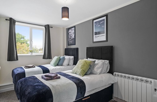 New Forest District Condo | Stunning Gems of Southampton - 23E