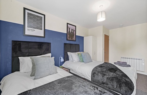 New Forest District Condo | Stunning Gems of Southampton - 23B