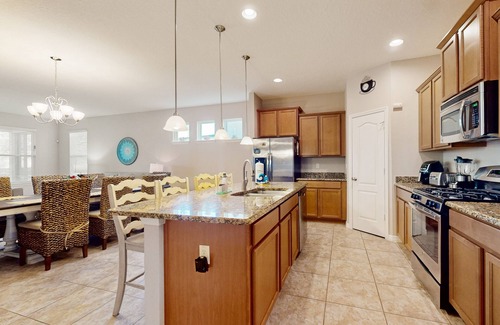 Trafalgar Village House | Stunning getaway with games & clubhouse amenities - near parks