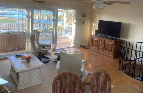 The Dunes House | Stunning golf course views greet you from this sunny home w. pool