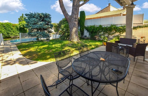 Morieres-les-Avignon House | Stunning home in Morières-lès-Avignon