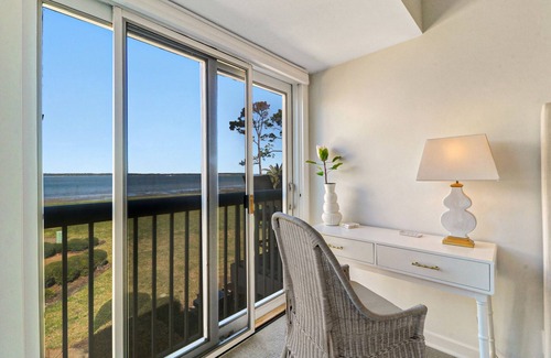 Harbour Town Villa | Stunning Harbour Town villa with views of Calibogue Sound