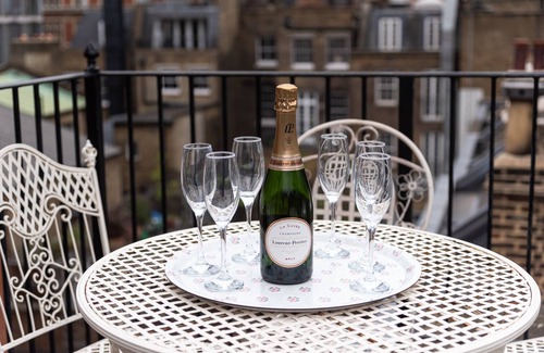London City Centre House | Stunning haven for 6 guests in the heart of London