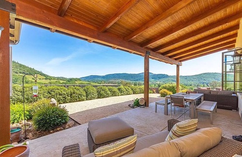 Santa Rosa House | Stunning Hilltop Wine Country Retreat!