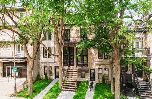 Plateau Mont Royal Apartment | Stunning Historic Apartment with Parc Lafontaine View